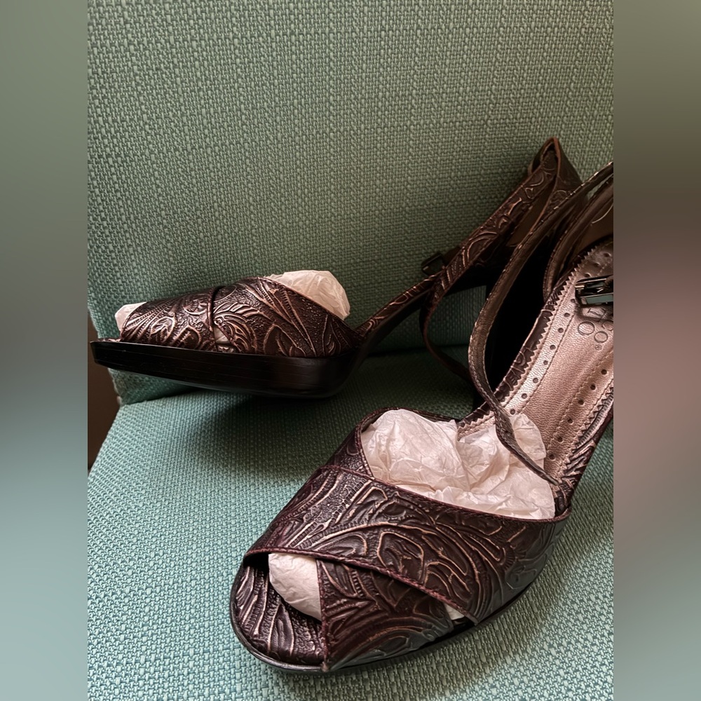 Franco Sarto Plum💜Heels, Size 8